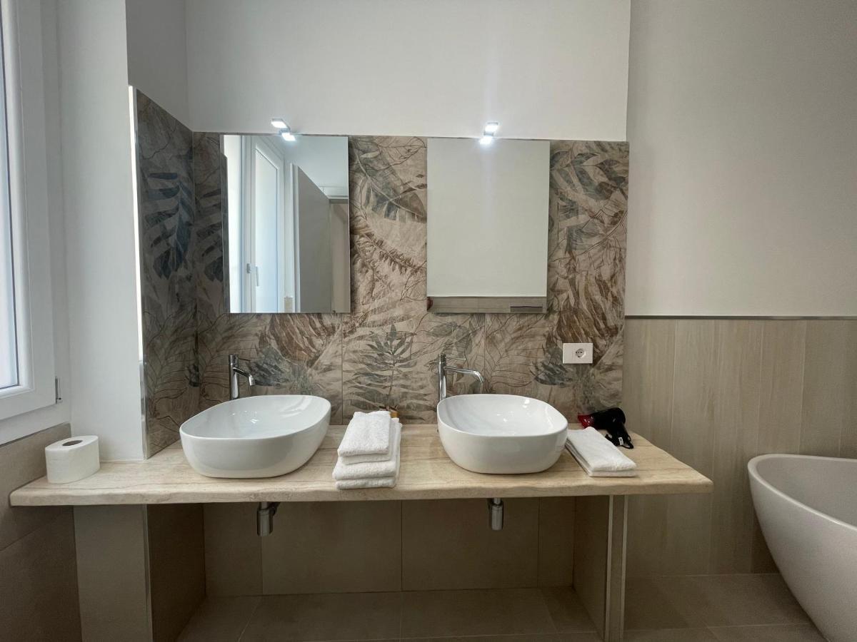 Bullerjanos Hotel Olbia Bagian luar foto