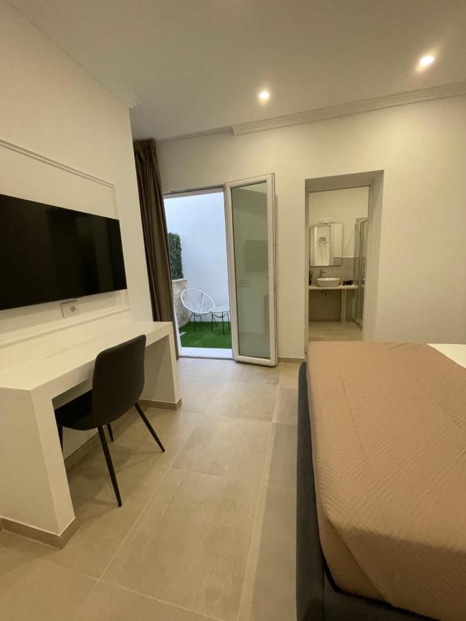 Bullerjanos Hotel Olbia Bagian luar foto
