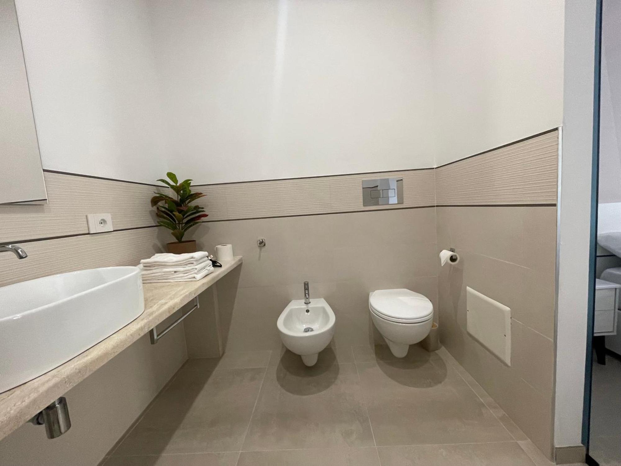 Bullerjanos Hotel Olbia Bagian luar foto