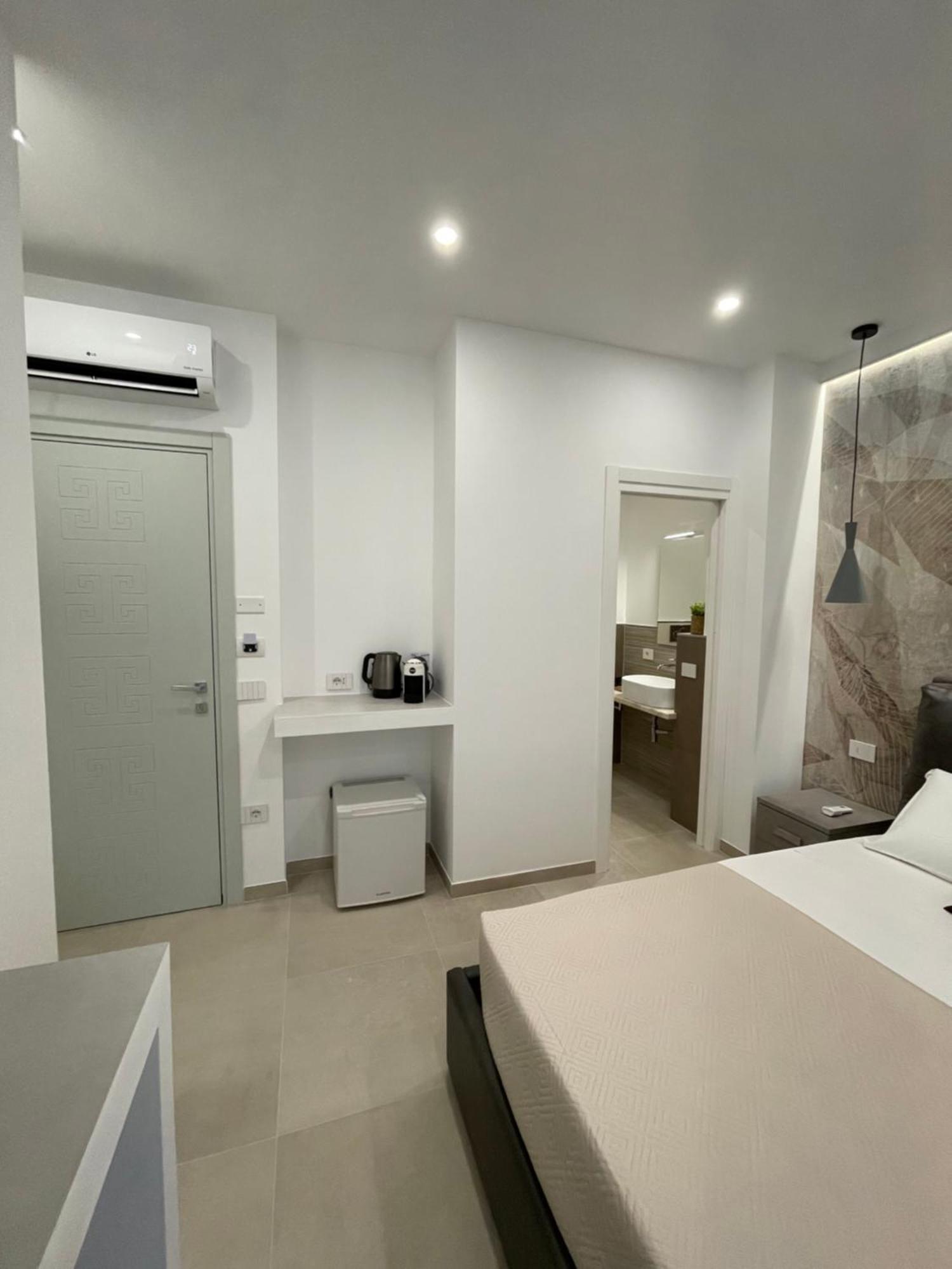Bullerjanos Hotel Olbia Bagian luar foto