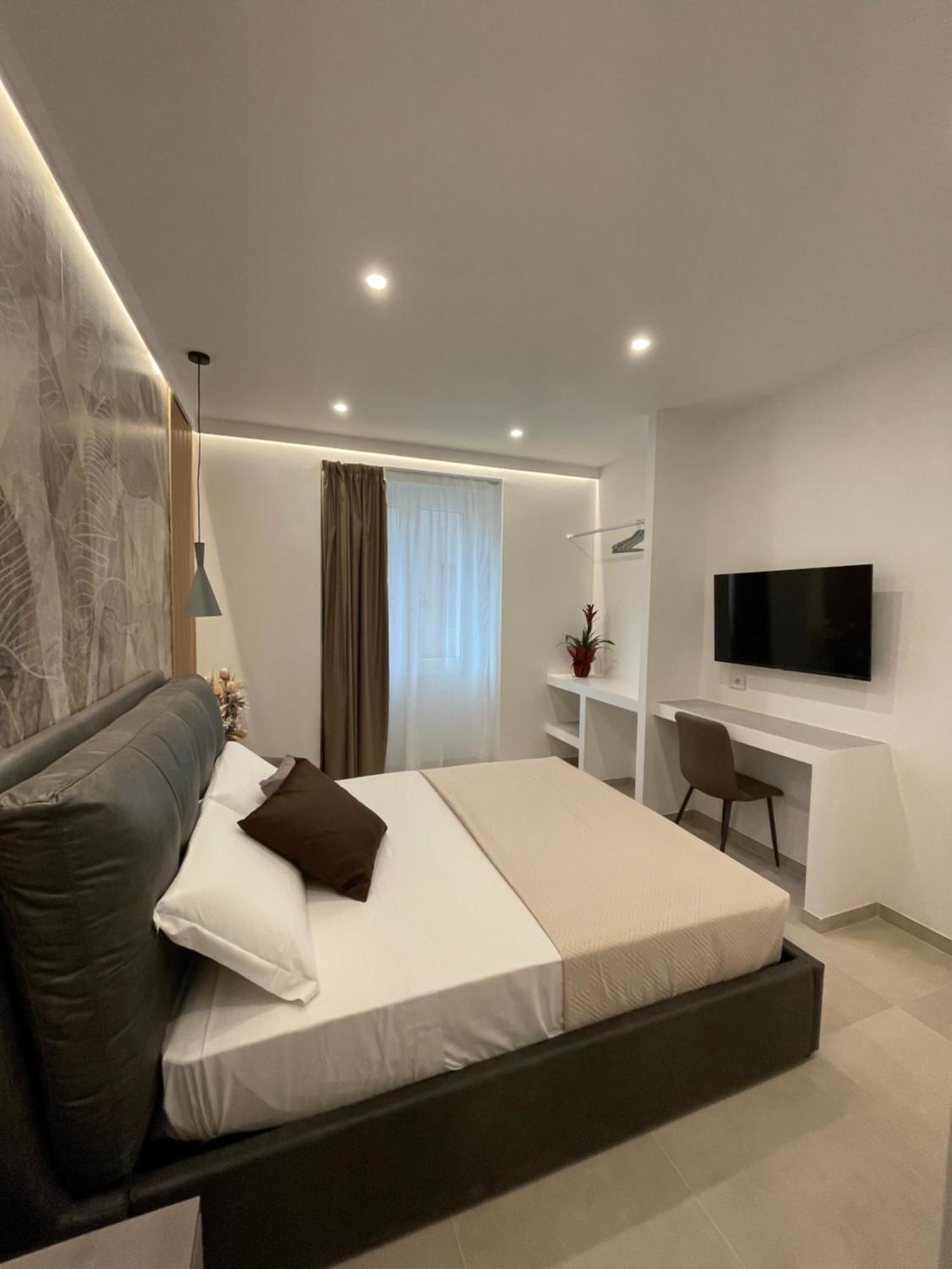 Bullerjanos Hotel Olbia Bagian luar foto