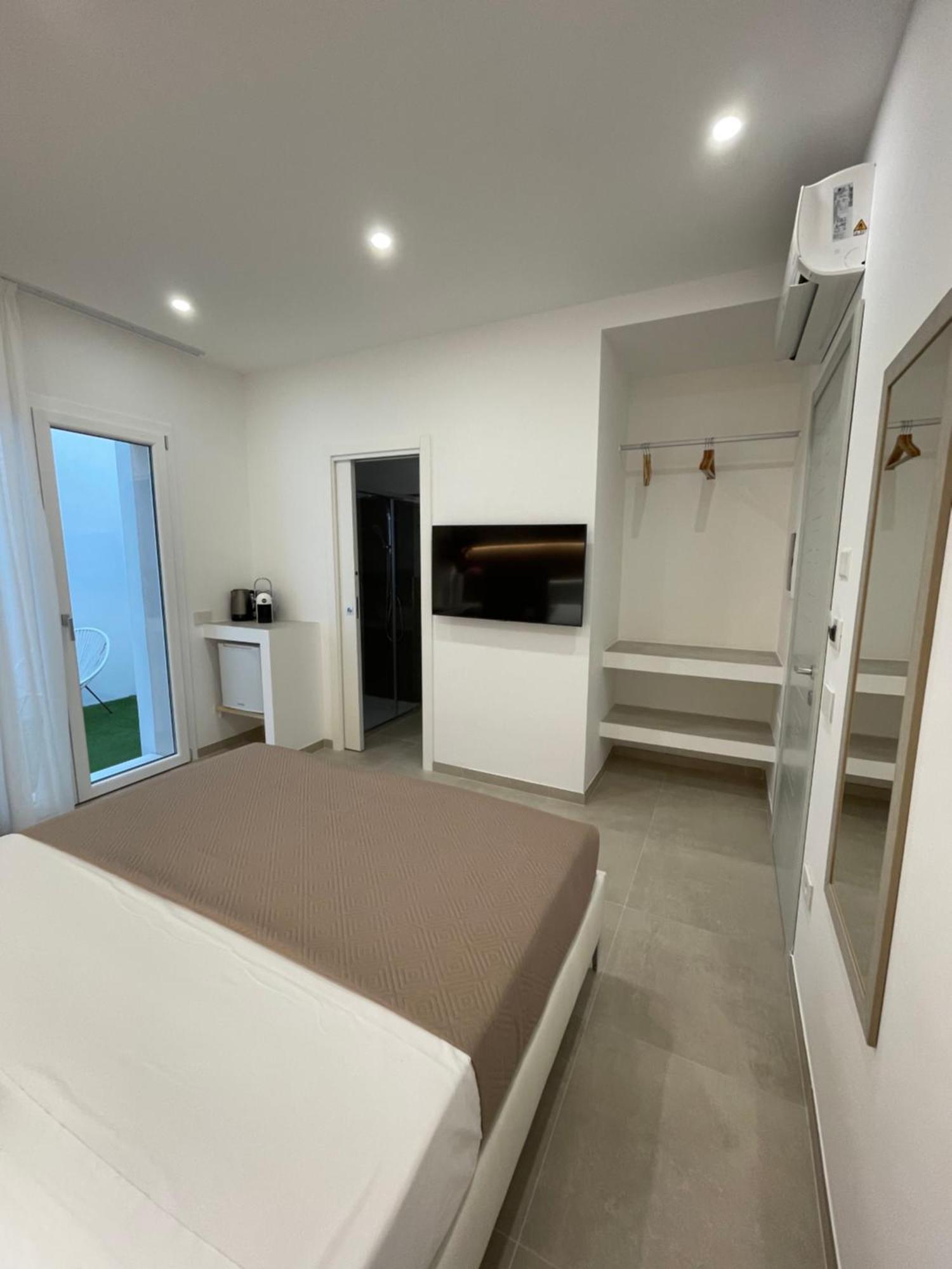 Bullerjanos Hotel Olbia Bagian luar foto